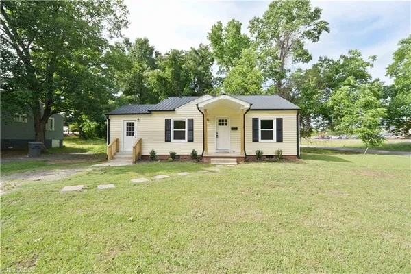 $195,000 | 202 Armfield Avenue, Asheboro, NC 27203