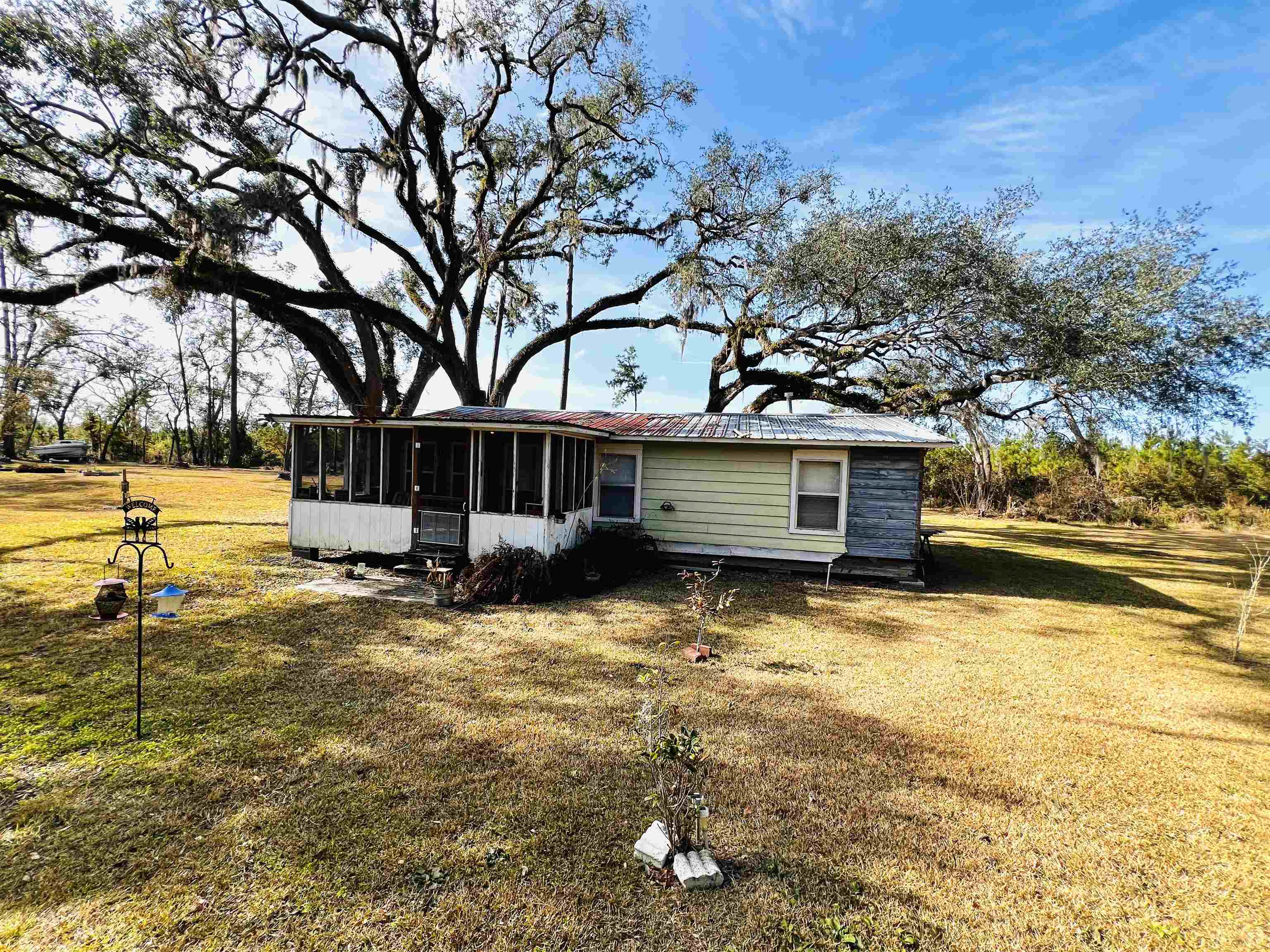1991 Cairo Parker Road Perry, FL 32347 - Photo 4 of 18 Gallery Image 4