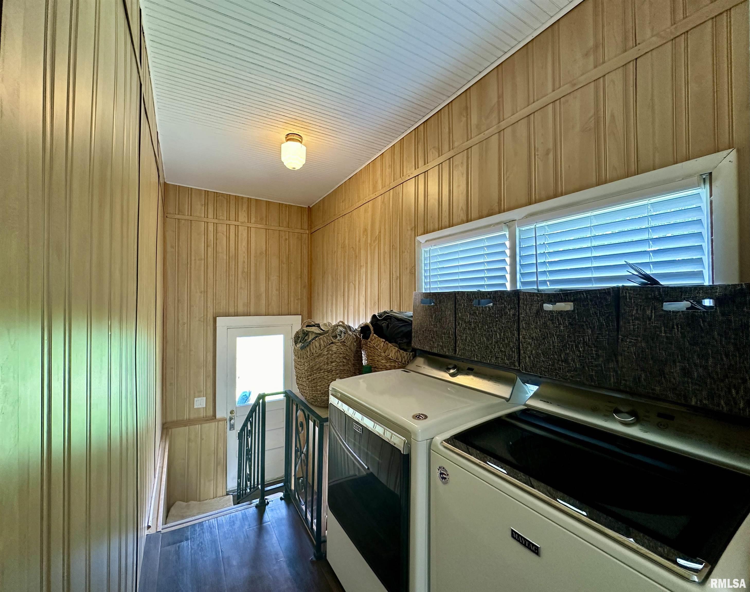 12795 Cochran Road Marion, IL 62959 - Photo 14 of 30 Gallery Image 14