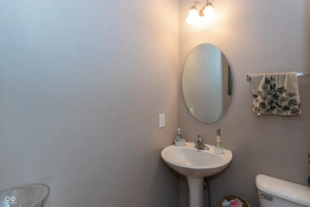 $2,200 | 420 Beverly Court, Carmel, IN 46032