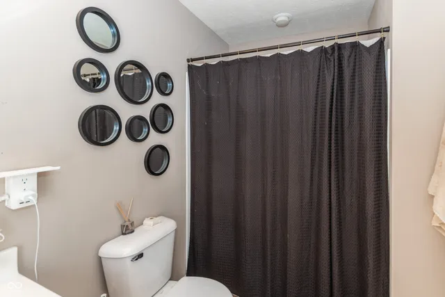 $2,200 | 420 Beverly Court, Carmel, IN 46032