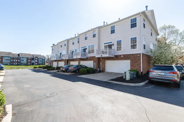 $2,200 | 420 Beverly Court, Carmel, IN 46032