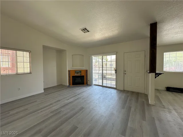 $1,200 | 4730 East Craig Road, Unit 2154, Las Vegas, NV 89115