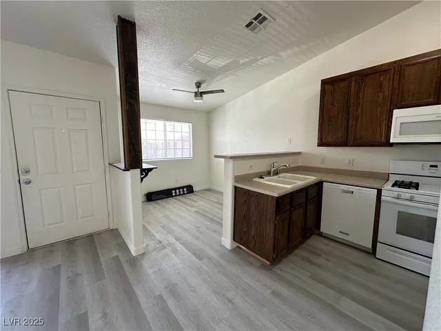 $1,200 | 4730 East Craig Road, Unit 2154, Las Vegas, NV 89115