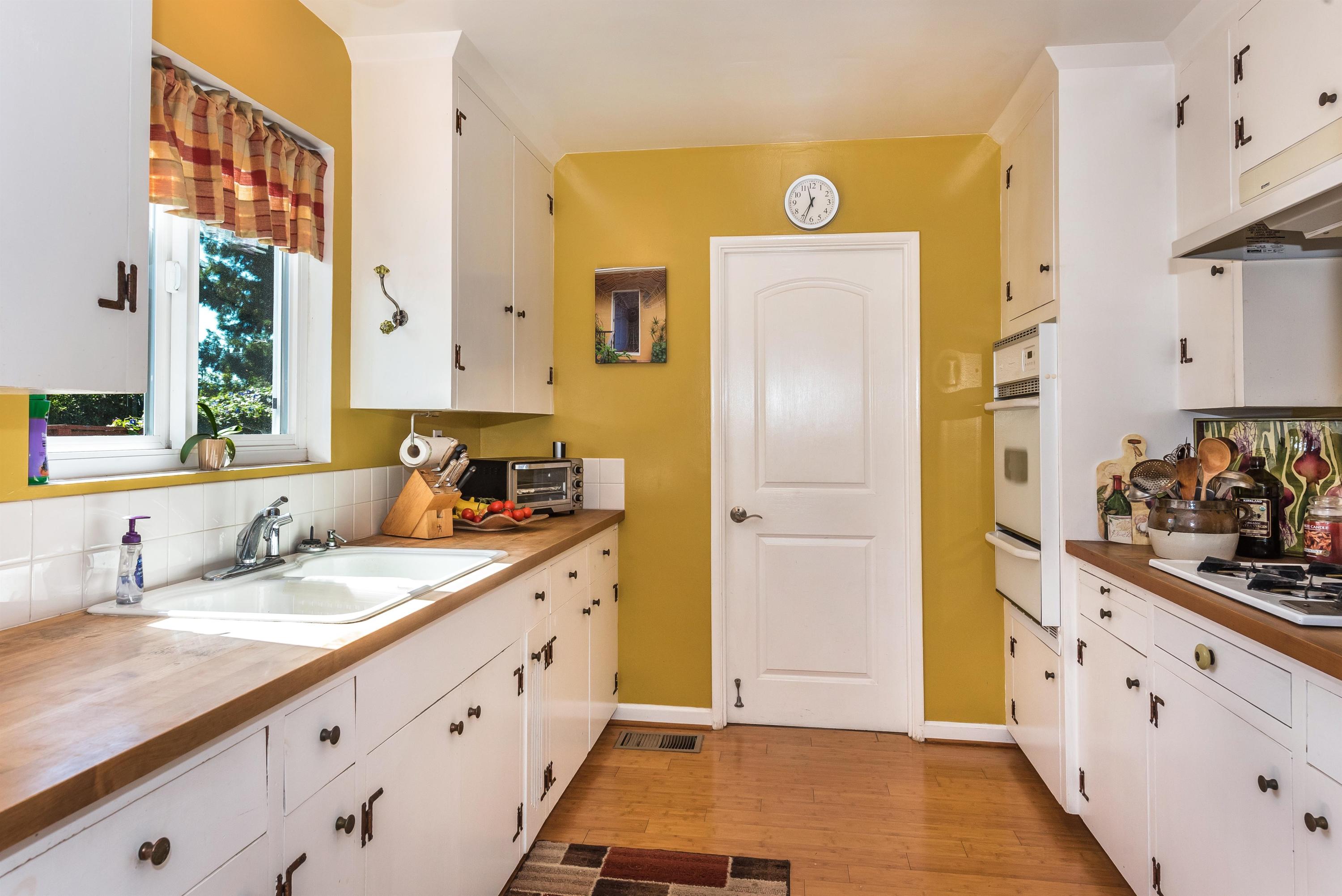 2821 Serena Road Santa Barbara, CA 93105 - Photo 28 of 35 Butcher Block Countertops