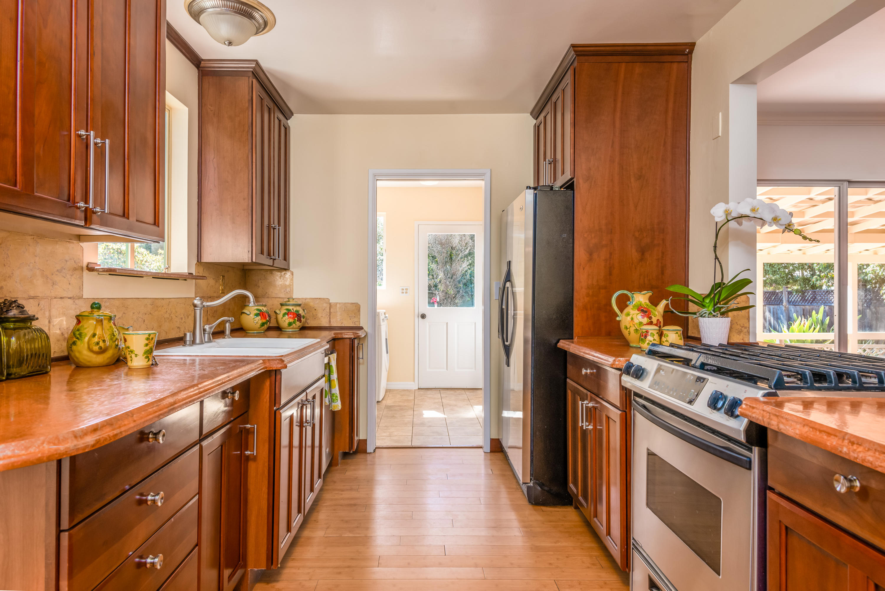 2821 Serena Road Santa Barbara, CA 93105 - Photo 8 of 35 Back- Open Kitchen