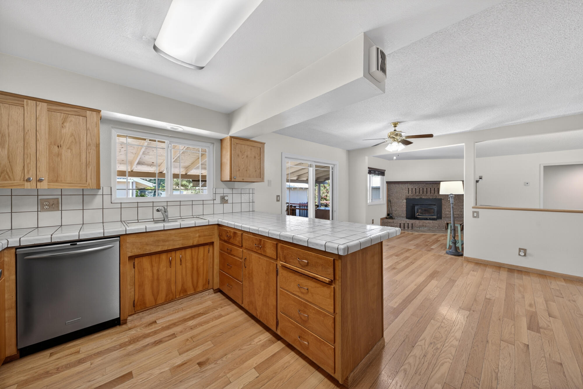 21334 Dersch Road Anderson, CA 96007 - Photo 16 of 63 21334 Dersch Rd., Anderson-11