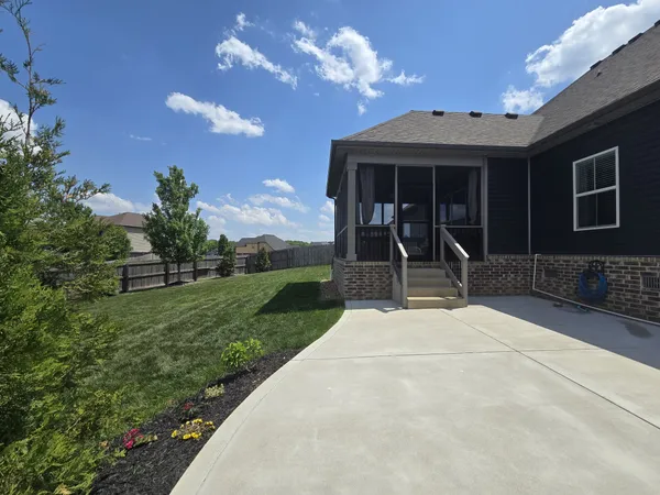 $2,800 | 105 Merle Court, Clarksville, TN 37043