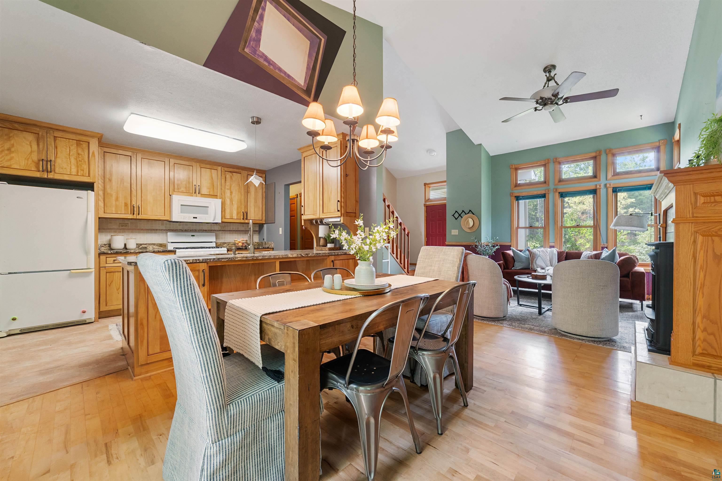 6174 North Tischer Road Duluth, MN 55804 - Photo 8 of 42 Dining Area