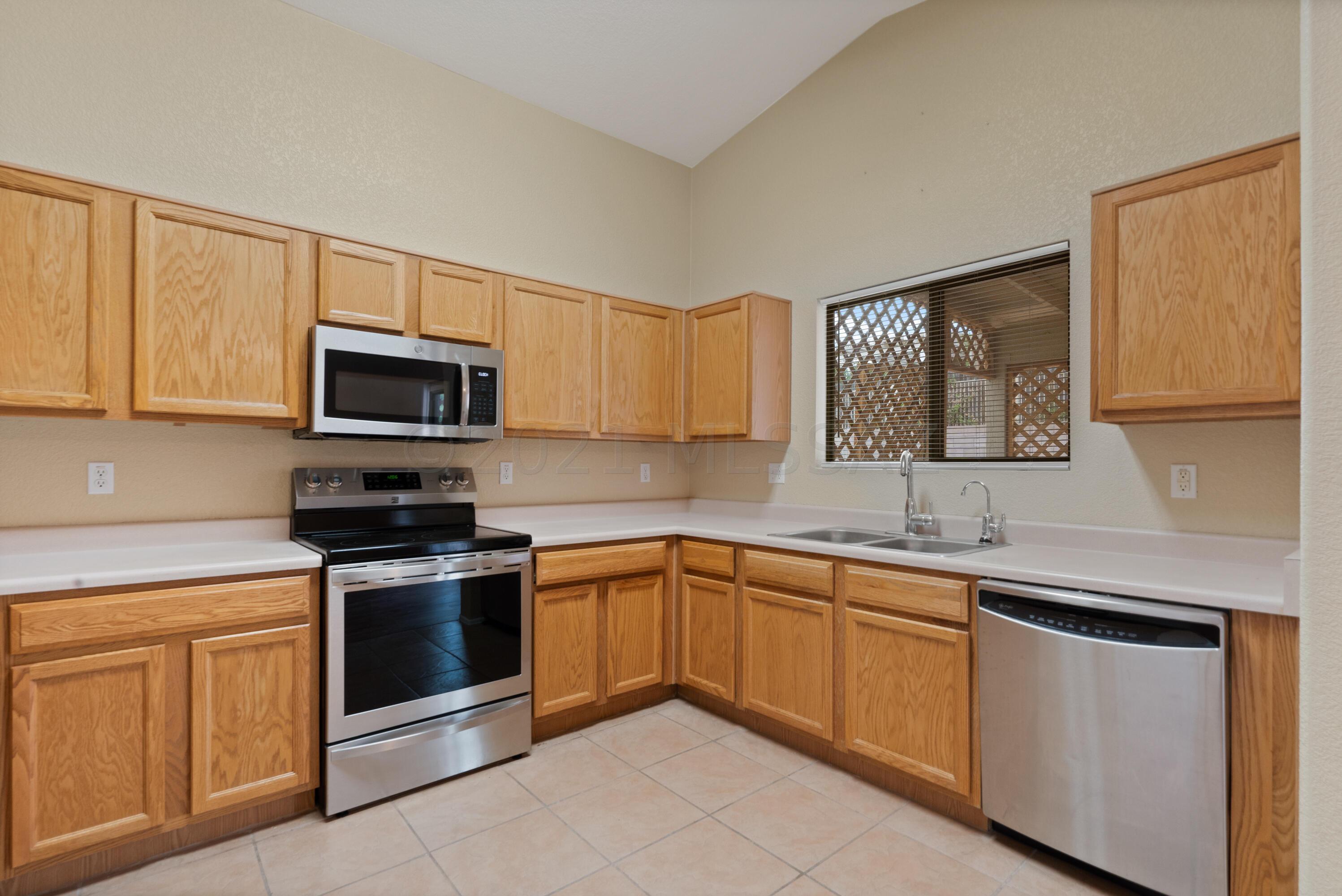 1285 North Wildcat Diers Road Tucson, AZ 85745 - Photo 8 of 24