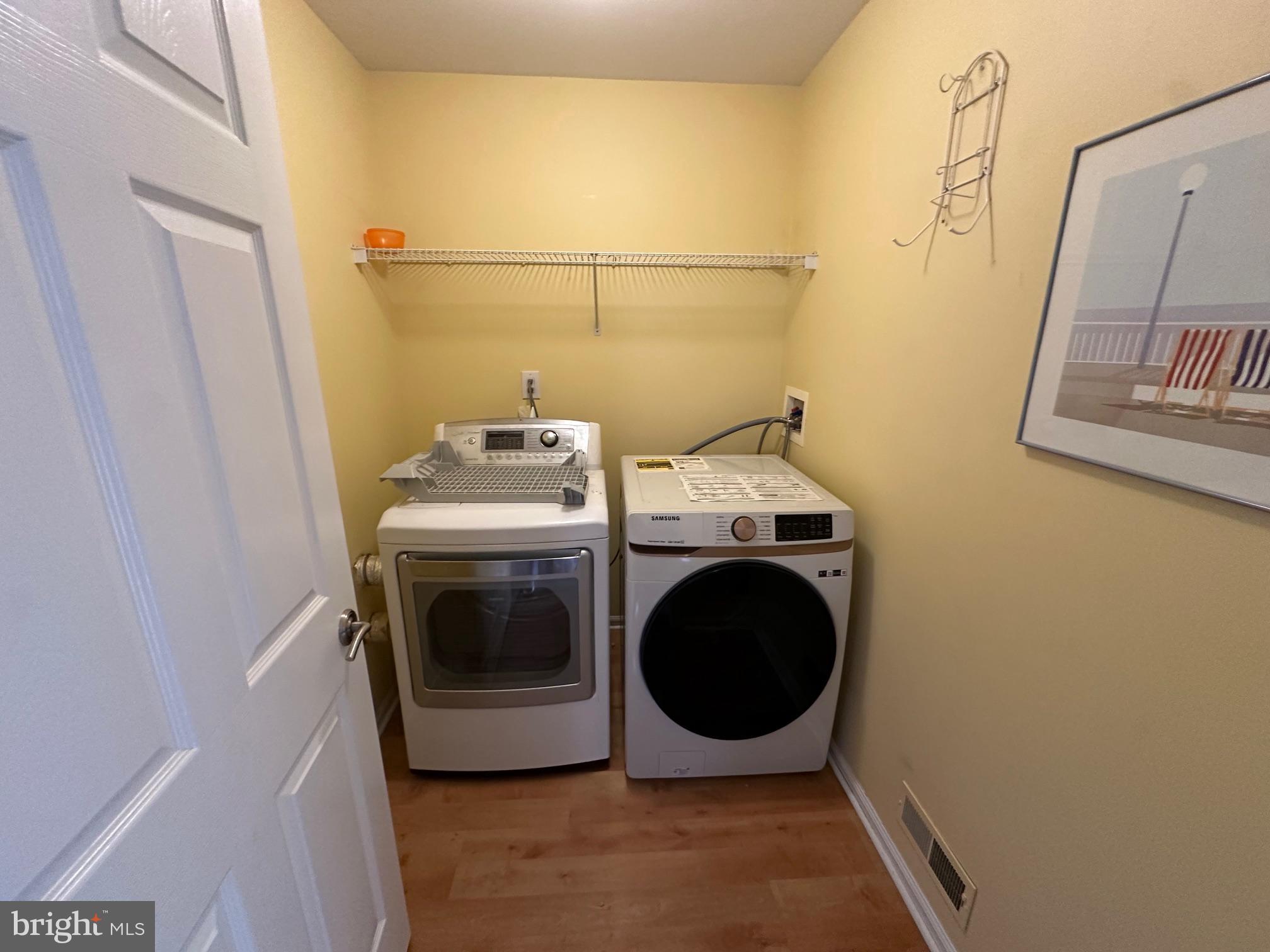 6104 Coventry Way Mount Laurel, NJ 08054 - Photo 15 of 17 a utility room with dryer and washer