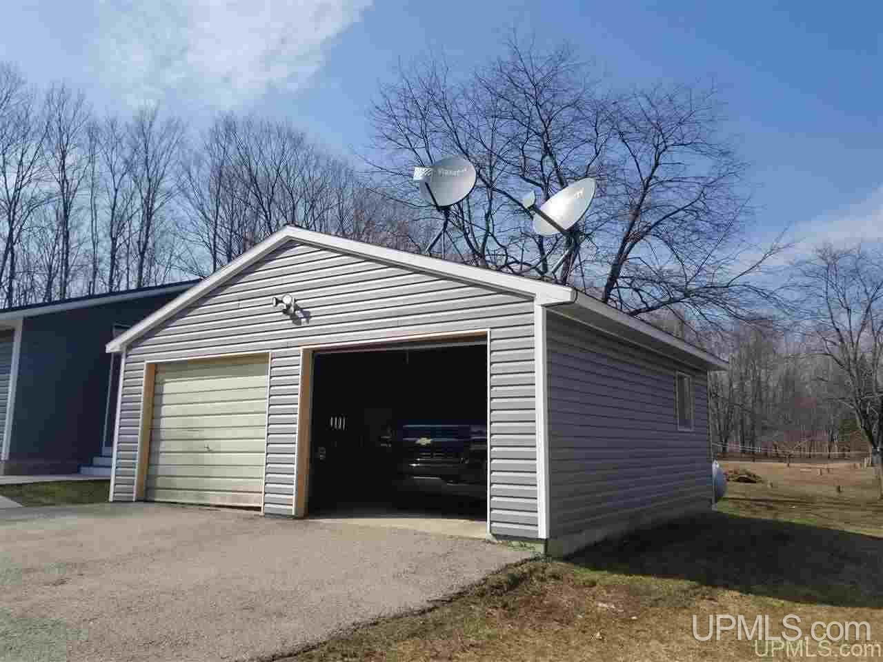 10434 West Co Road Manistique, MI 49854 - Photo 38 of 42