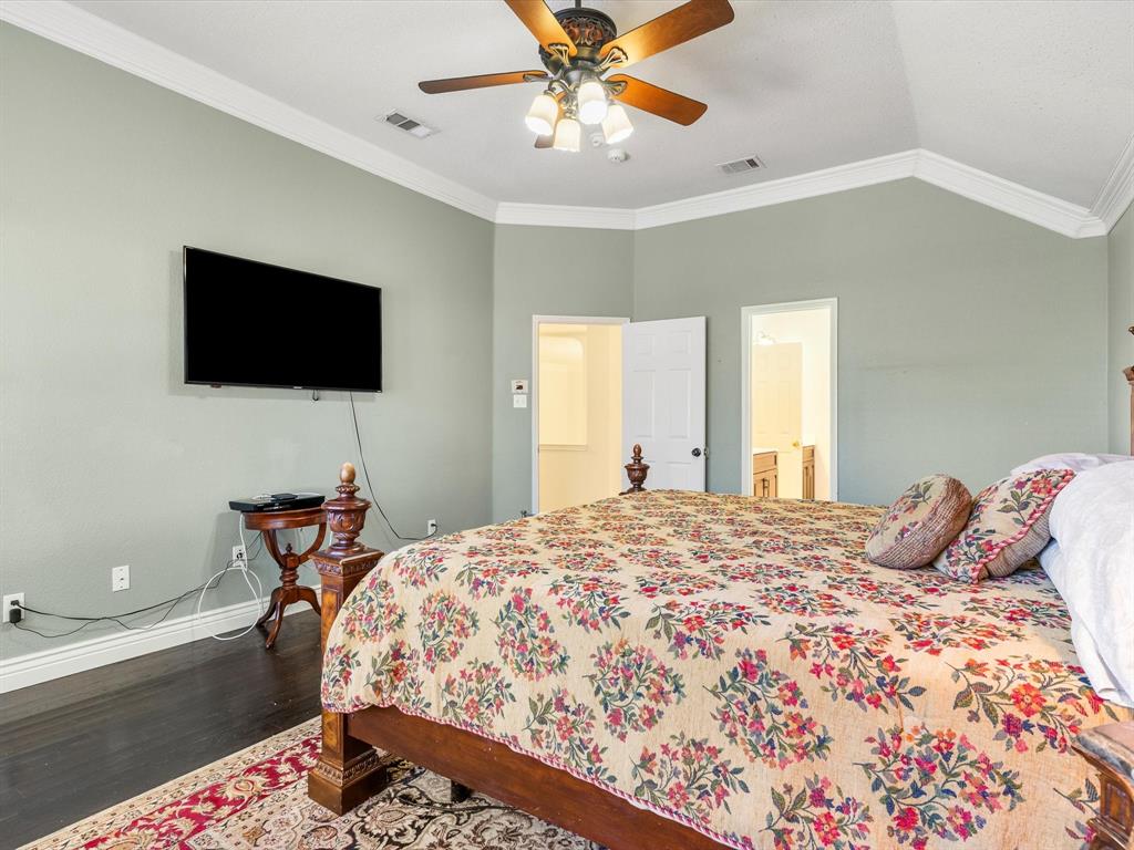 7121 Raintree Way Denton, TX 76210 - Photo 23 of 38