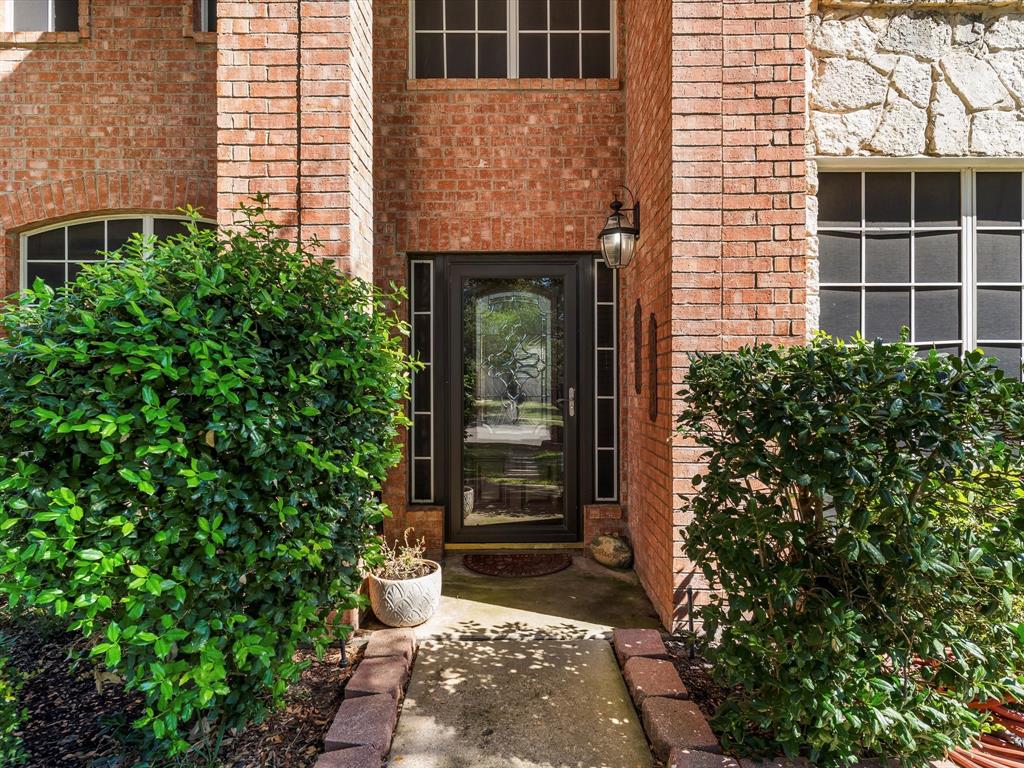 7121 Raintree Way Denton, TX 76210 - Photo 7 of 38