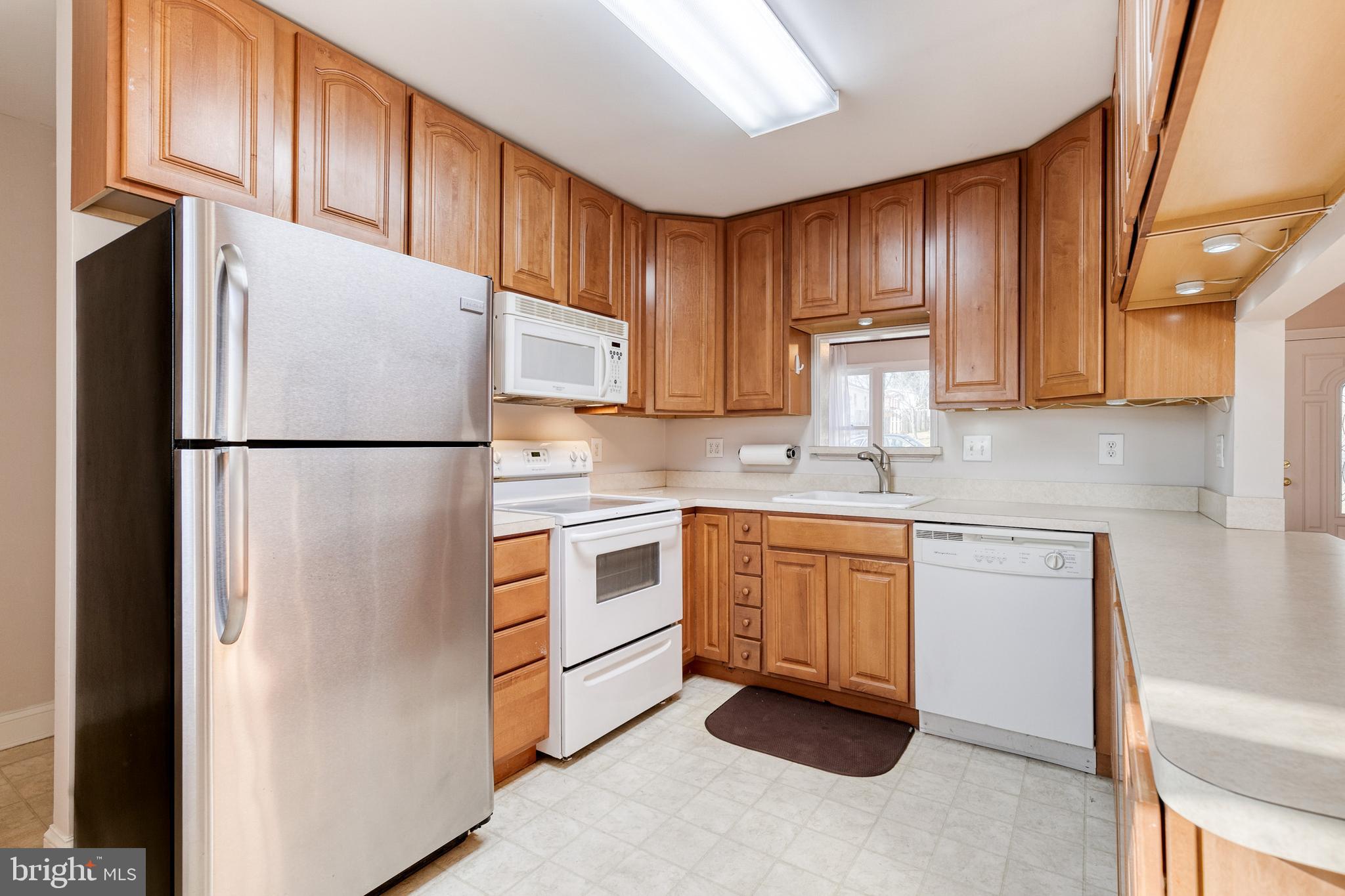 9303 Decatur Place Laurel, MD 20723 - Photo 11 of 31 Gallery Image 11
