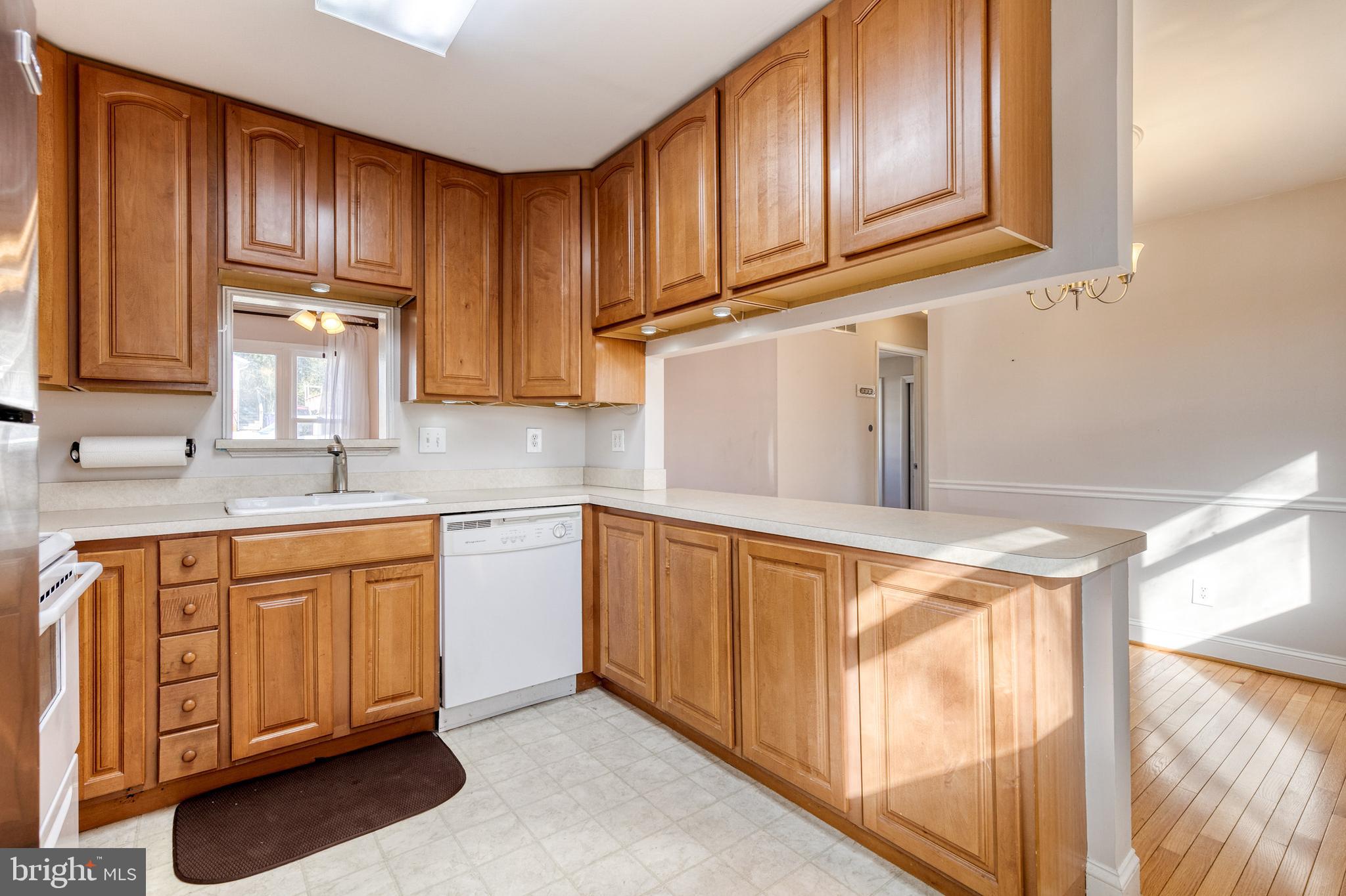 9303 Decatur Place Laurel, MD 20723 - Photo 12 of 31 Gallery Image 12