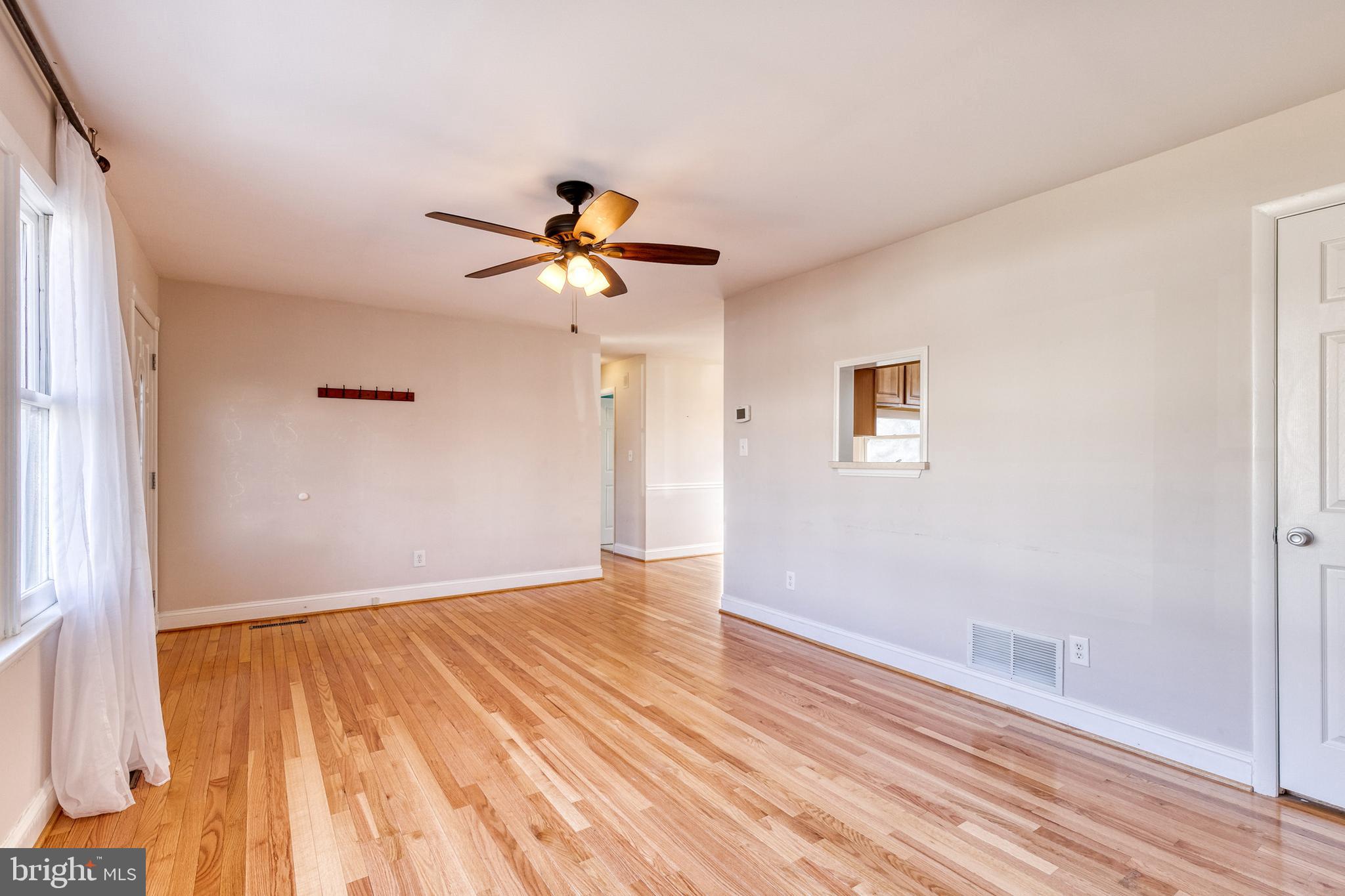 9303 Decatur Place Laurel, MD 20723 - Photo 5 of 31 Gallery Image 5