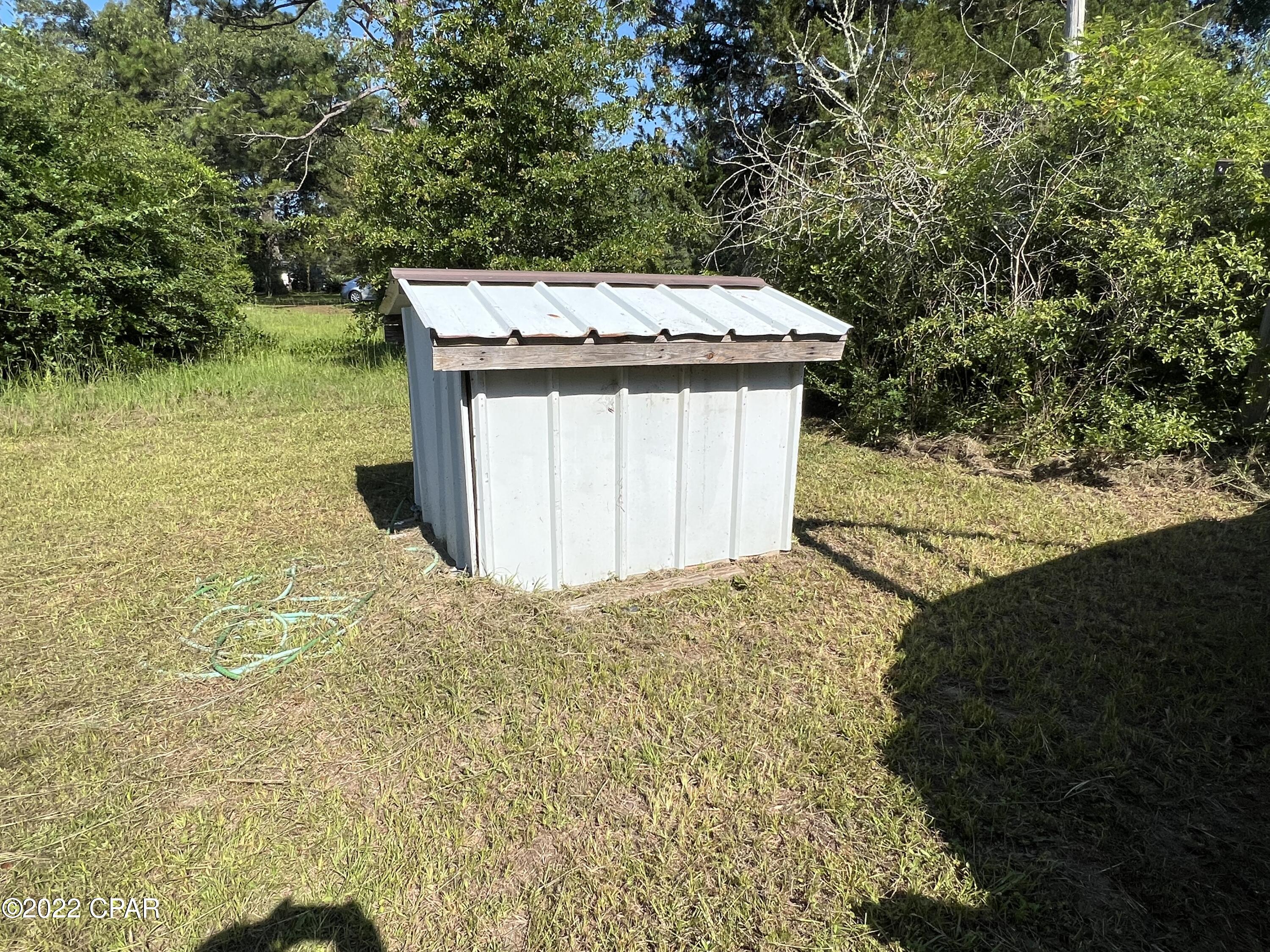 461 Corbin Road Cottondale, FL 32431 - Photo 7 of 24