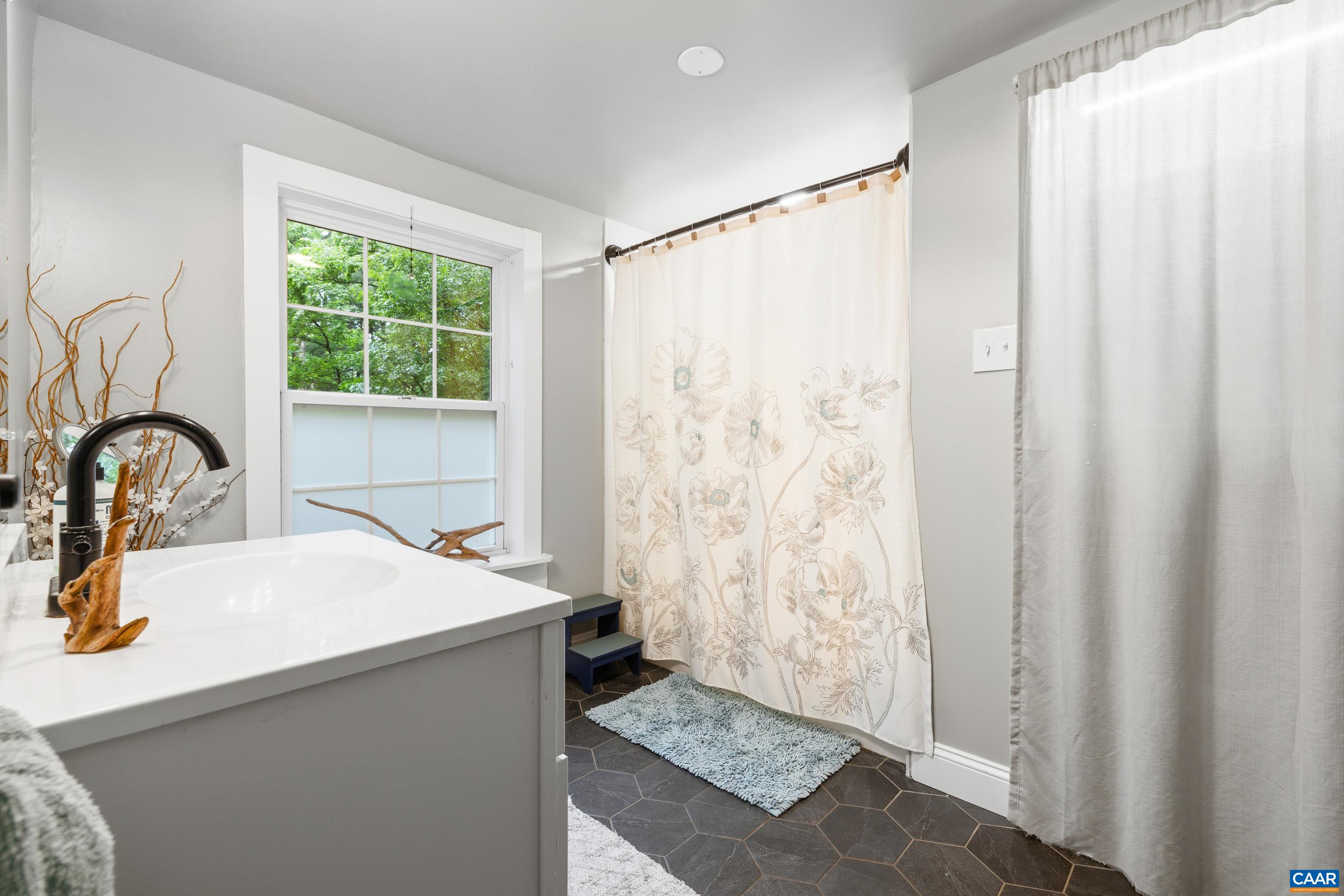 826 Beagle Gap Road Crozet, VA 22932 - Photo 21 of 29 Gallery Image 21