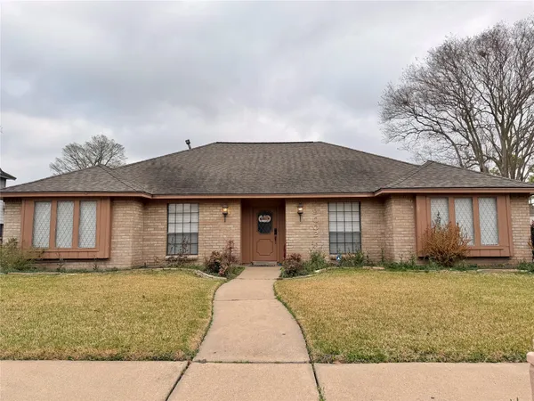 $2,150 | 9002 Sabastian Drive, Houston, TX 77083