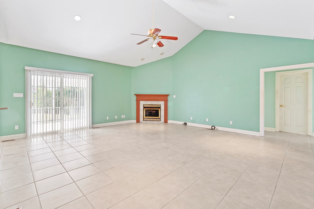 902 Olde Pucketts Ferry Road Greenwood, SC 29649 - Photo 3 of 27