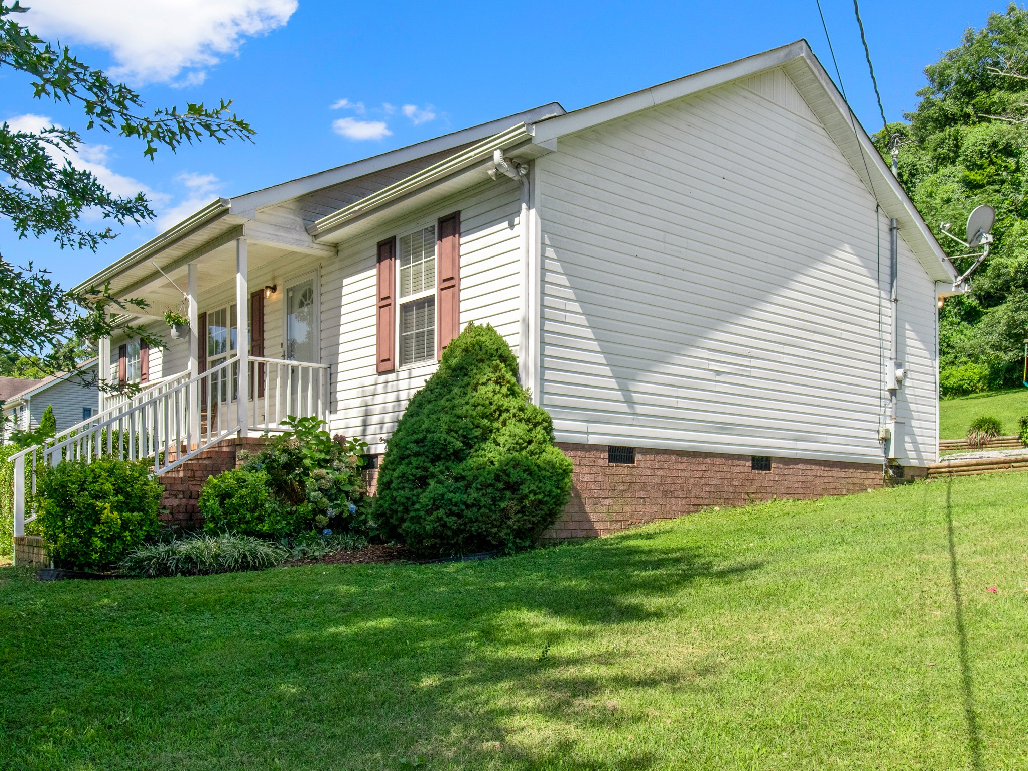 1300 Webb Road Lewisburg, TN 37091 - Photo 2 of 40 Gallery Image 2