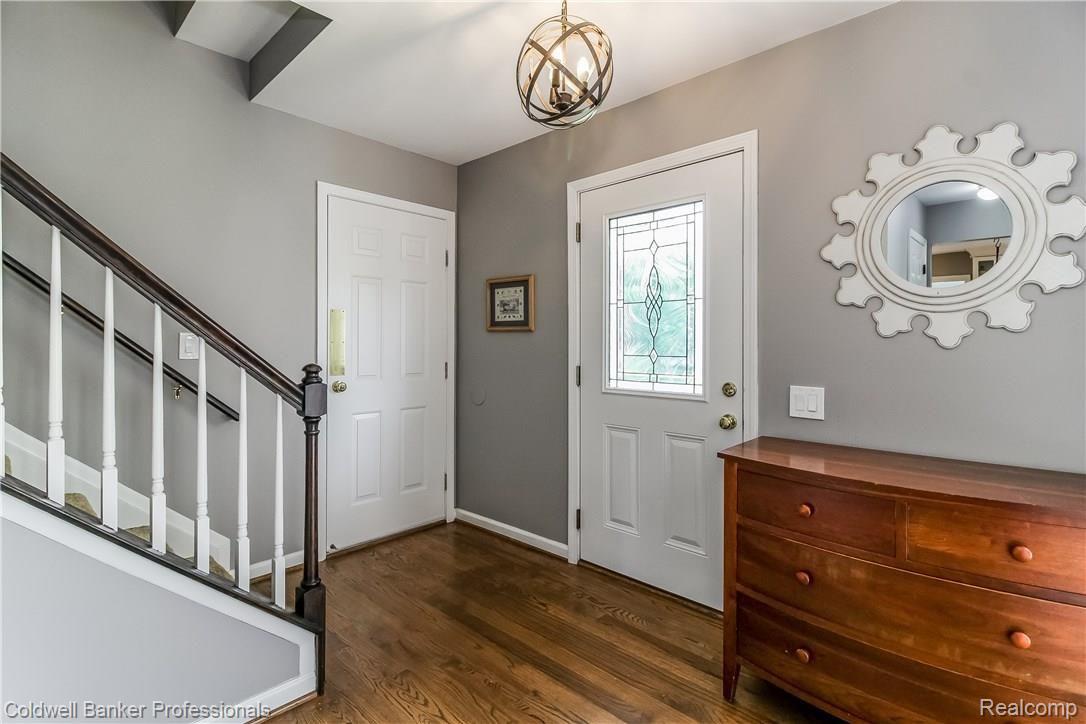 1141 Hathaway Rising Rochester, MI 48306 - Photo 5 of 50 005-Foyer-5947755-large.jpg