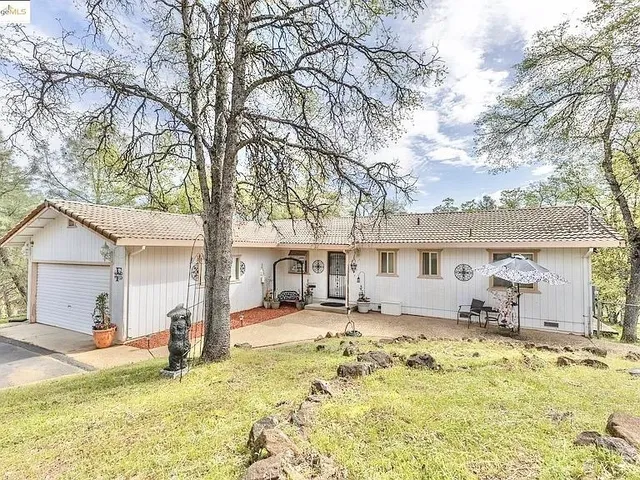 $430,000 | 19846 Via Redonda Road, Sonora, CA 95370