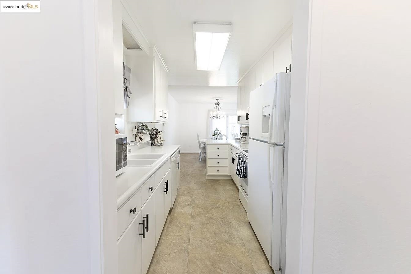 19846 Via Redonda Road Sonora, CA 95370 - Photo 4 of 41