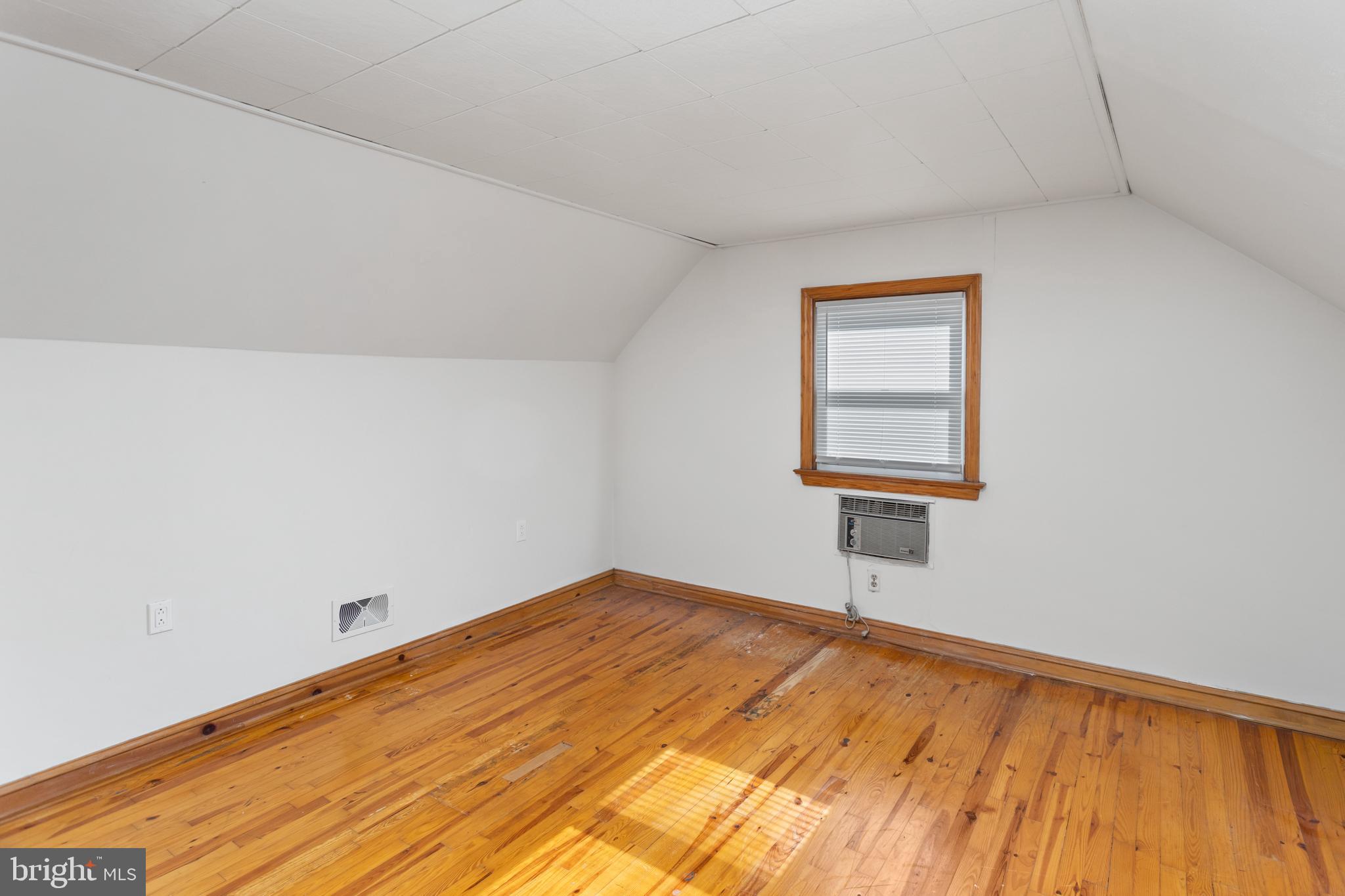 20 Doreen Road Hamilton, NJ 08690 - Photo 17 of 25 Bedroom #4