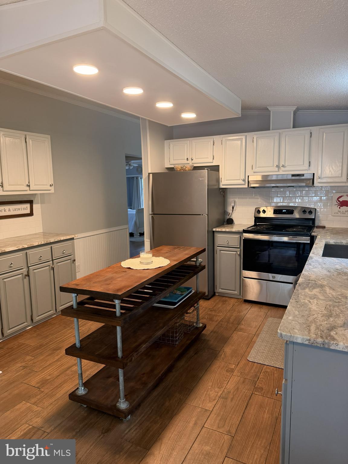 34403 Honeyspot Road Millsboro, DE 19966 - Photo 15 of 48 Kitchen with recessed lighting