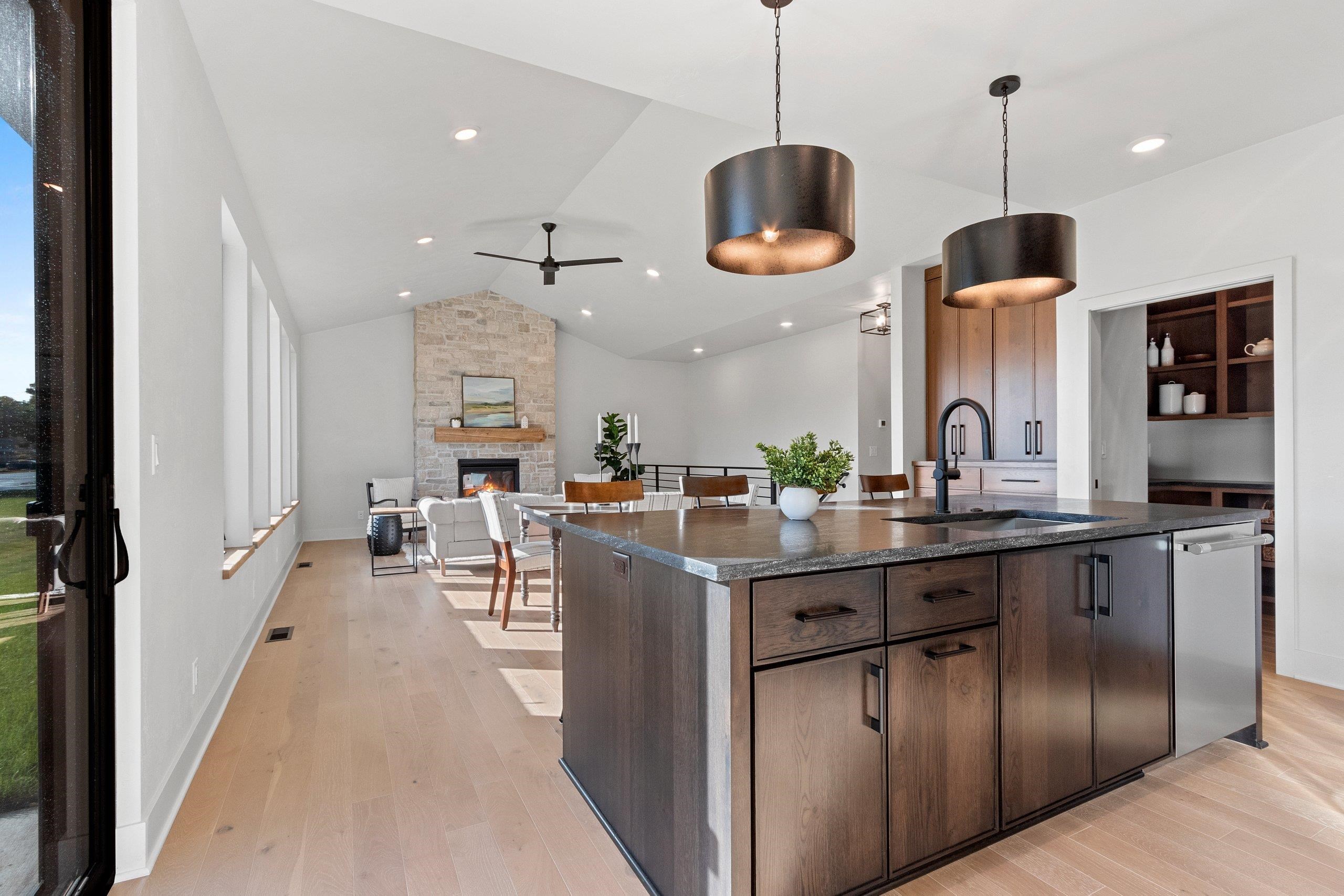 435 Riverview Ridge Place Combined Locks, WI 54113 - Photo 15 of 42