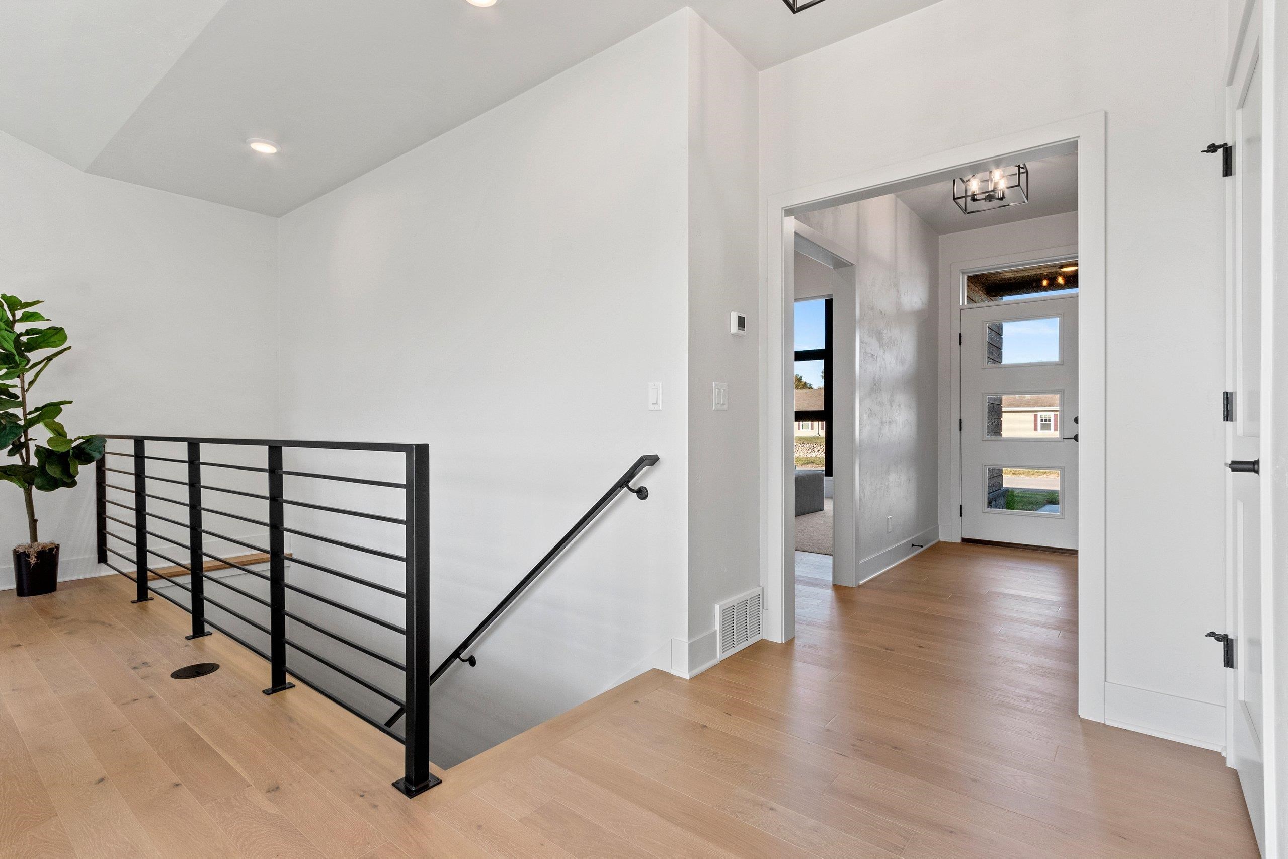 435 Riverview Ridge Place Combined Locks, WI 54113 - Photo 5 of 42