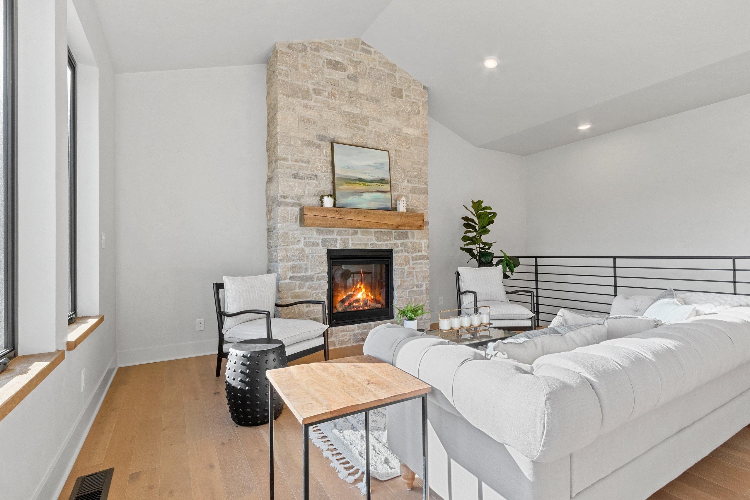 435 Riverview Ridge Place Combined Locks, WI 54113 - Photo 8 of 42