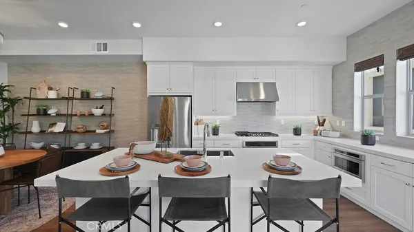 $1,009,990 | 785 Walnut Terrace, Montebello, CA 90640