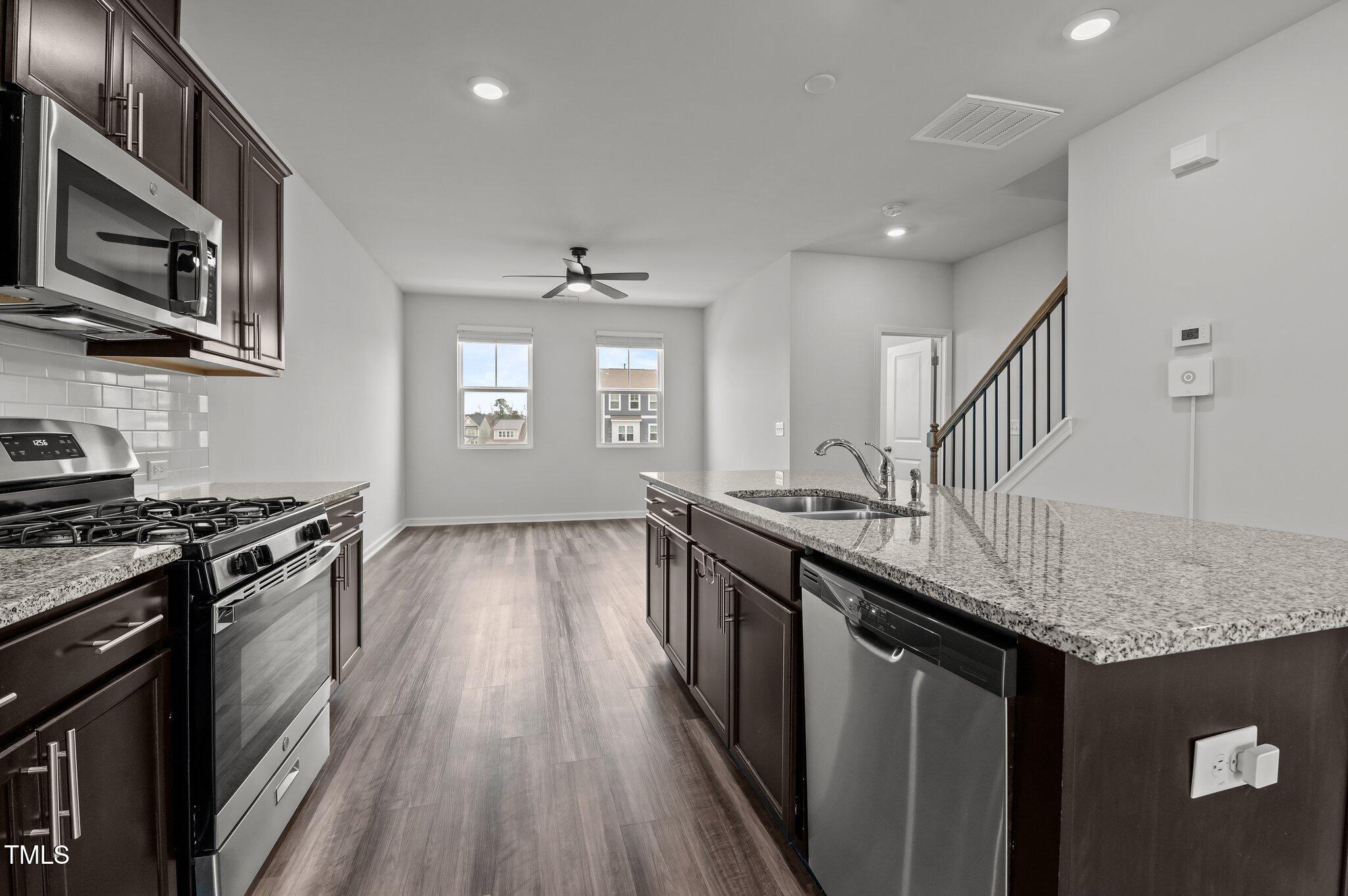 6351 Perry Creek Road Raleigh, NC 27616 - Photo 7 of 32 31-web-or-mls-DSC_7470
