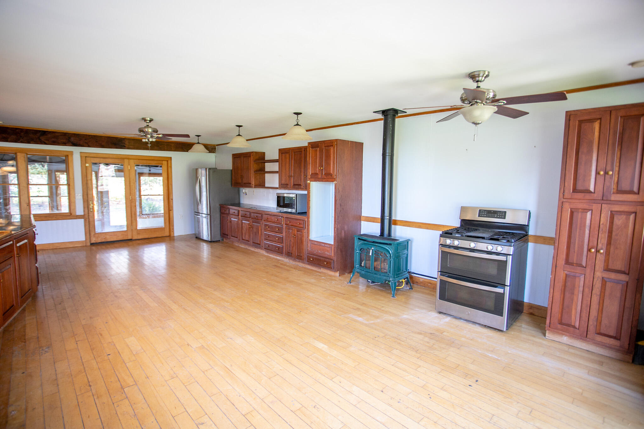 409 South Main Street Winterport, ME 04496 - Photo 19 of 120 IMG_0787