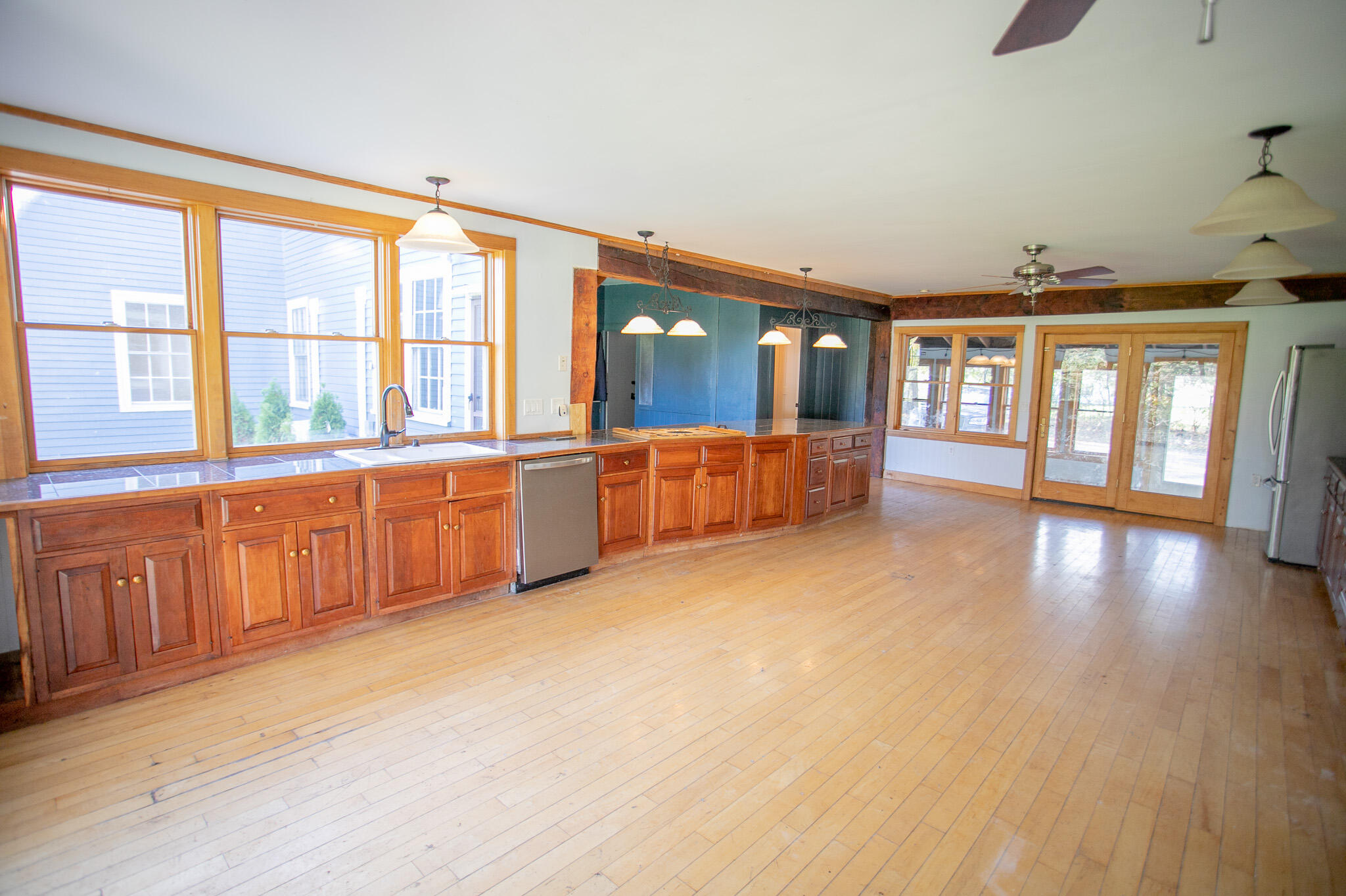 409 South Main Street Winterport, ME 04496 - Photo 20 of 120 IMG_0778