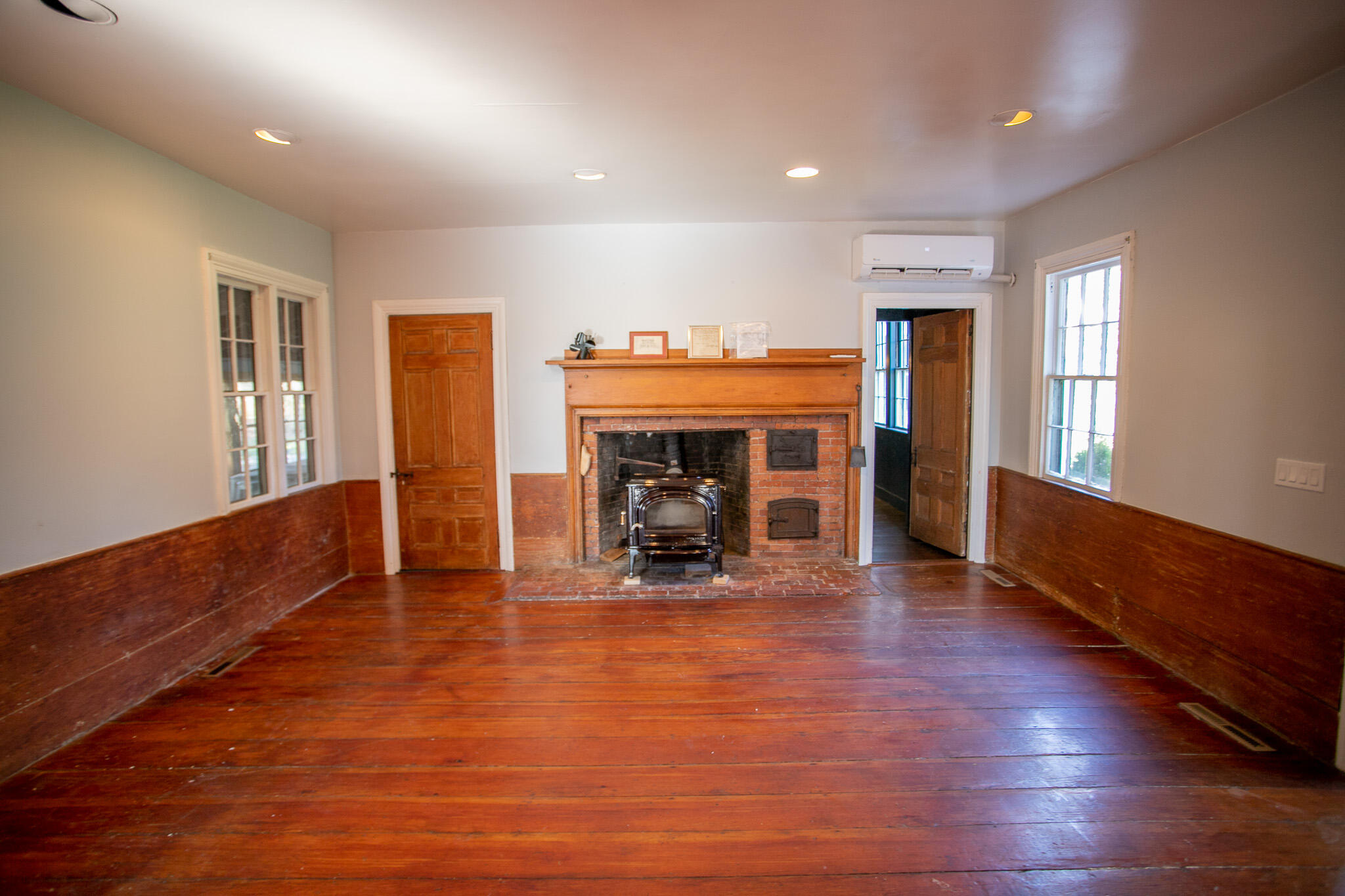 409 South Main Street Winterport, ME 04496 - Photo 28 of 120 IMG_0690