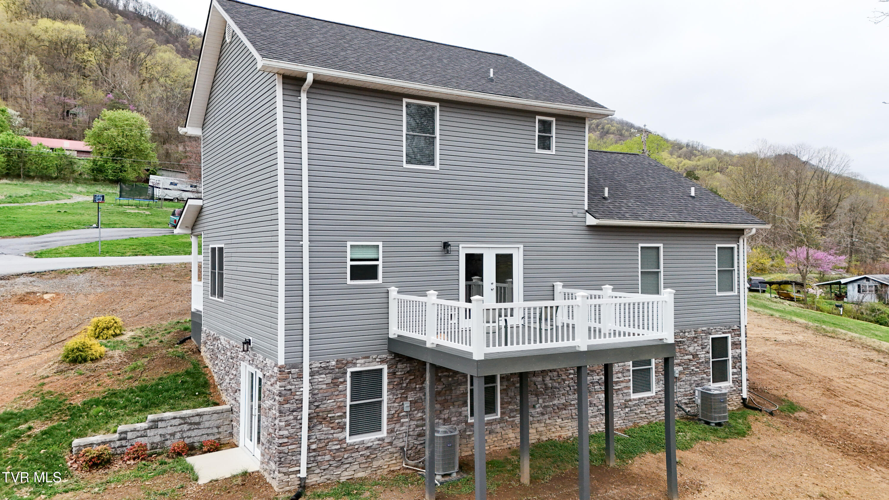 1000 Ambleside Road Kingsport, TN 37660 - Photo 46 of 56 1000 Ambleside E JT-7