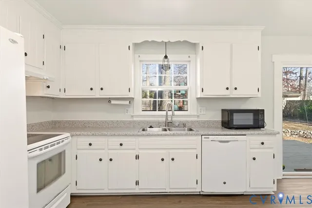 $2,300 | 115 Big Meadows Terrace, North Chesterfield, VA 23236