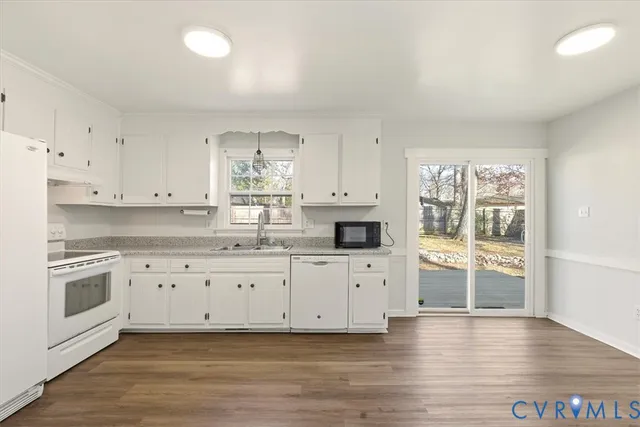 $2,300 | 115 Big Meadows Terrace, North Chesterfield, VA 23236