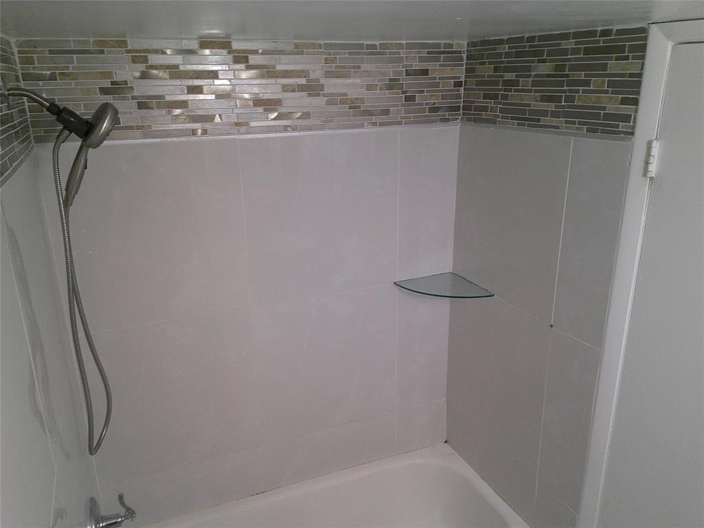 3199 Foxcroft Road, Unit 306 Miramar, FL 33025 - Photo 8 of 12 a close view of sink