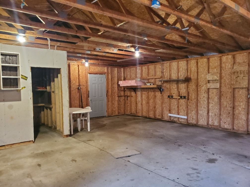 2615 West Gary Road Montrose, MI 48457 - Photo 20 of 38 50004953-21.JPG