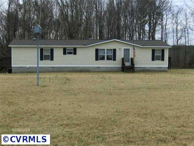 652 Reed Bridge Farm Road Bruington, VA 23023 - Photo 1 of 10 Exterior Front