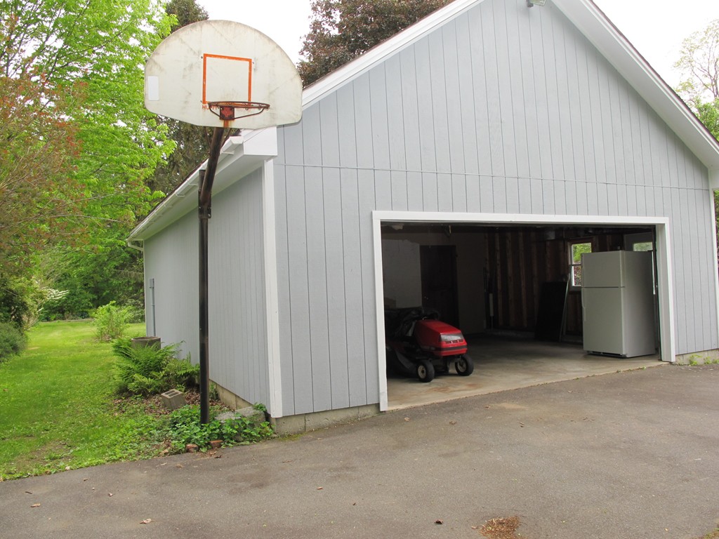 54 Ryan Road Northampton, MA 01062 - Photo 28 of 29
