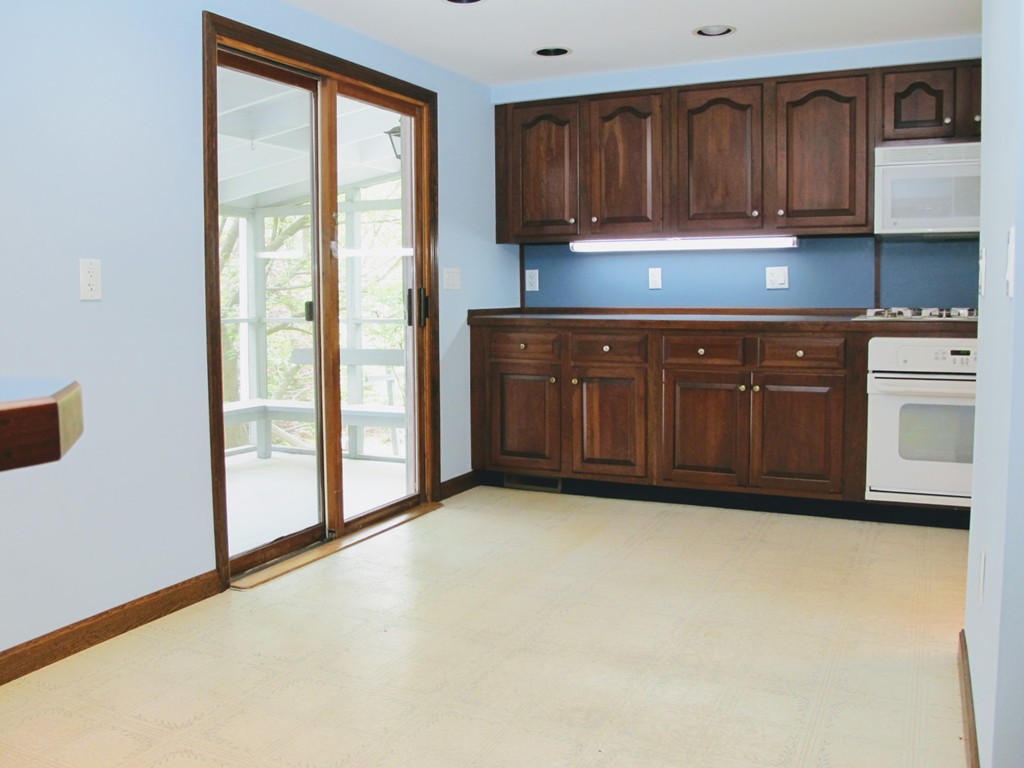 54 Ryan Road Northampton, MA 01062 - Photo 6 of 29
