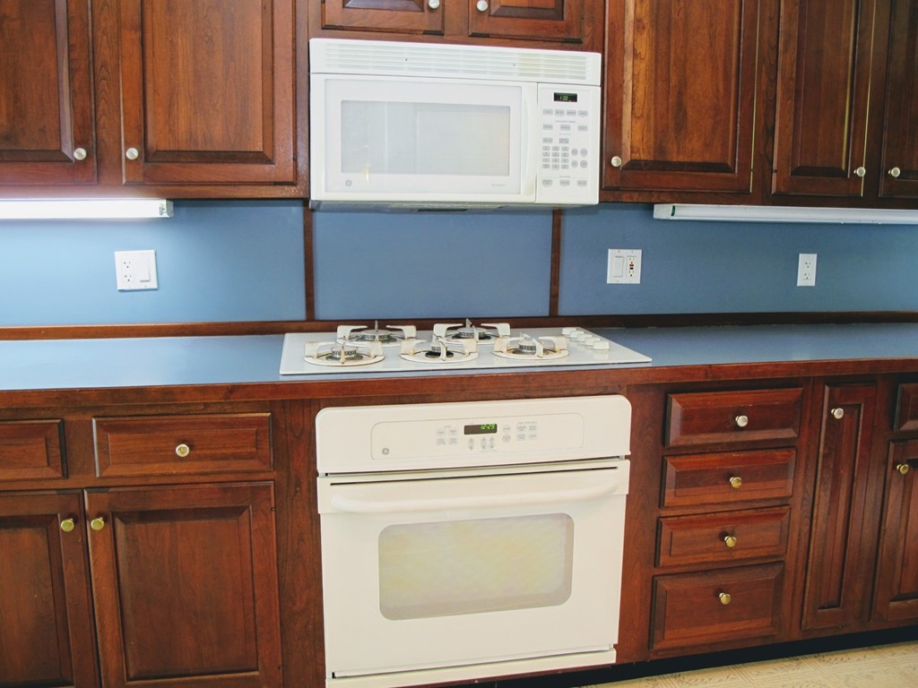 54 Ryan Road Northampton, MA 01062 - Photo 8 of 29