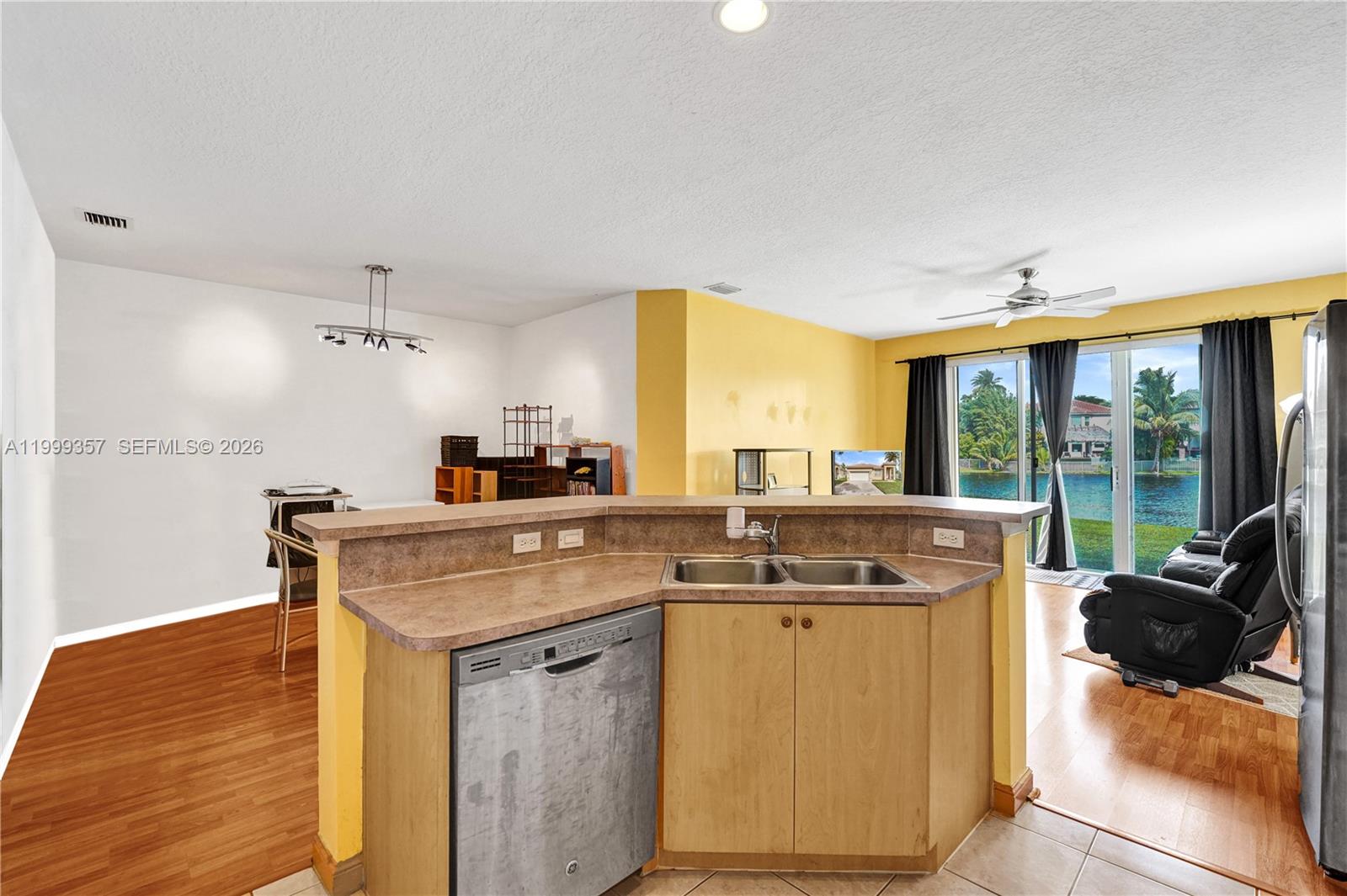 12795 Southwest 22nd Street Miramar, FL 33027 - Photo 8 of 46