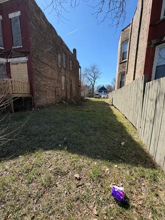 $10,000 | 5530 South Carpenter Street, Chicago, IL 60621